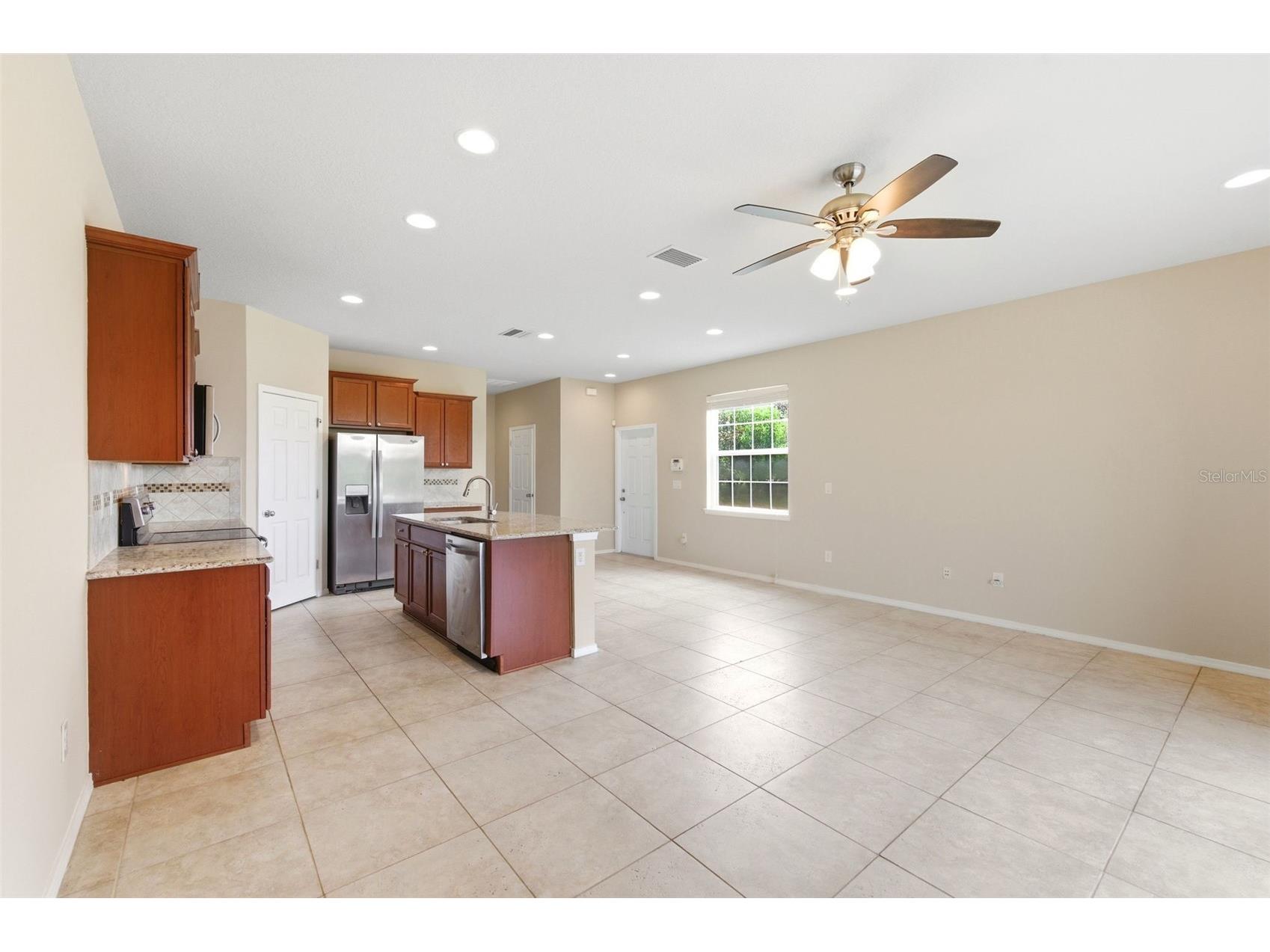 8961 Turnstone Haven Place Tampa FL 33619 TB8513591 image4