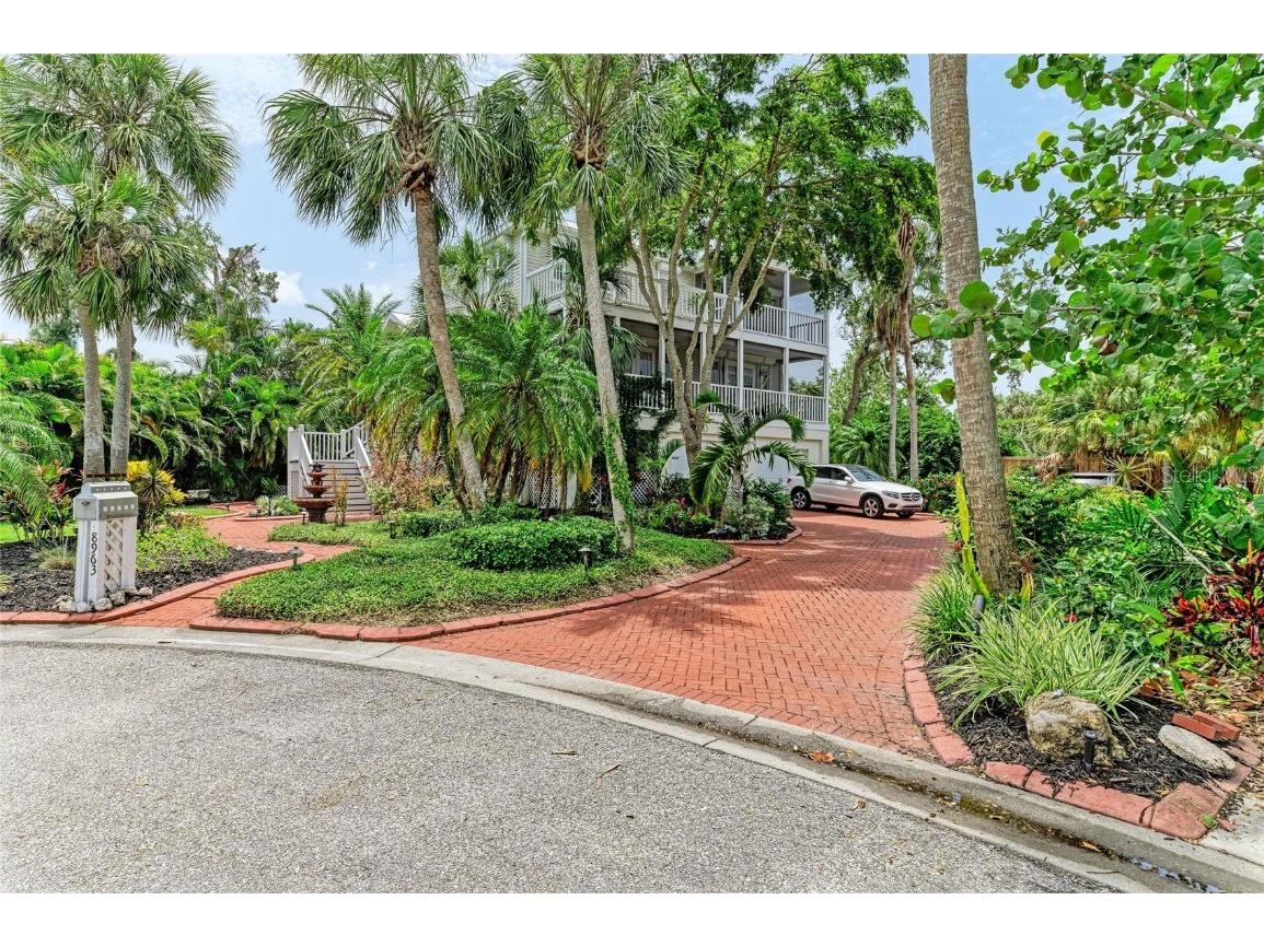 8963 Fishermens Bay Drive Sarasota FL 34231 A4654953 image32