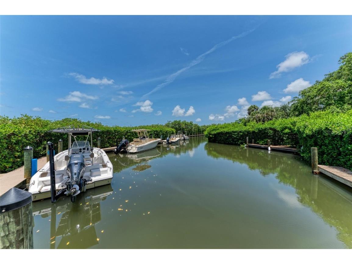 8963 Fishermens Bay Drive Sarasota FL 34231 A4654953 image38