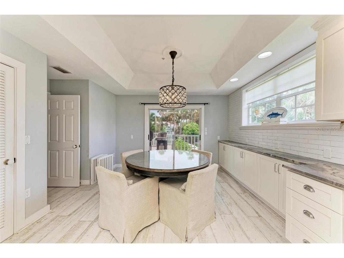 8963 Fishermens Bay Drive Sarasota FL 34231 A4654953 image41