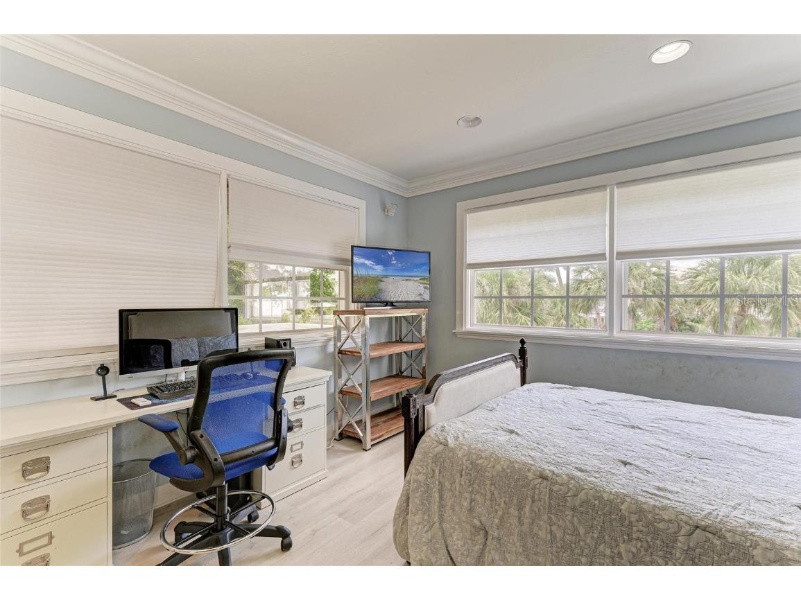 8963 Fishermens Bay Drive Sarasota FL 34231 A4654953 image54