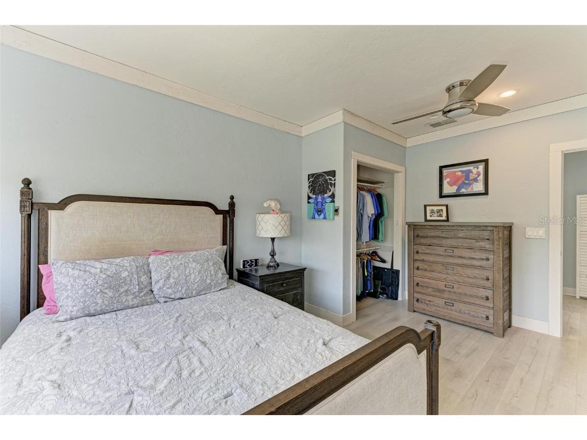 8963 Fishermens Bay Drive Sarasota FL 34231 A4654953 image55