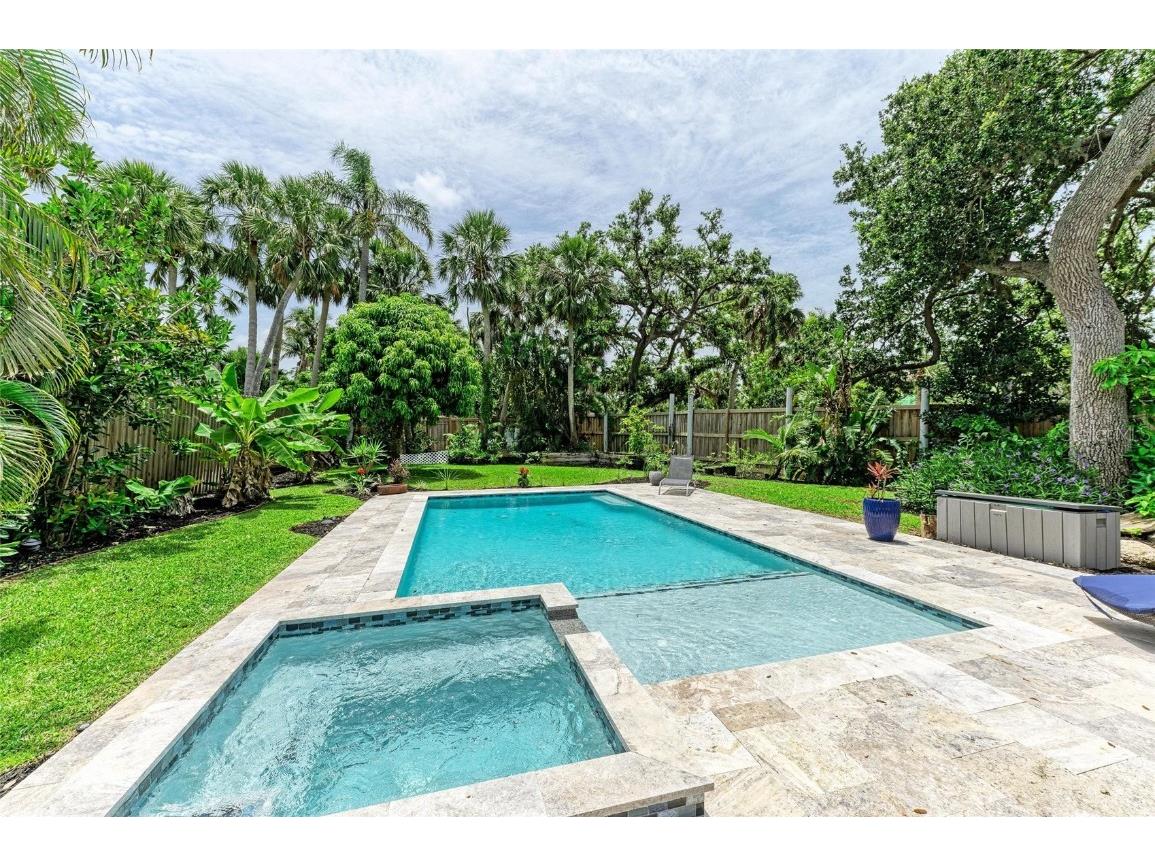 8963 Fishermens Bay Drive Sarasota FL 34231 A4654953 image80