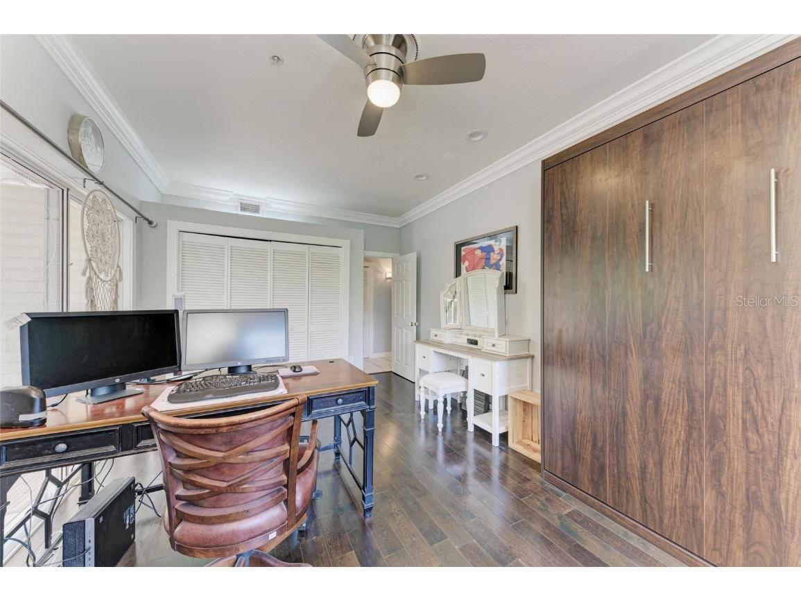 8963 Fishermens Bay Drive Sarasota FL 34231 A4654953 image92