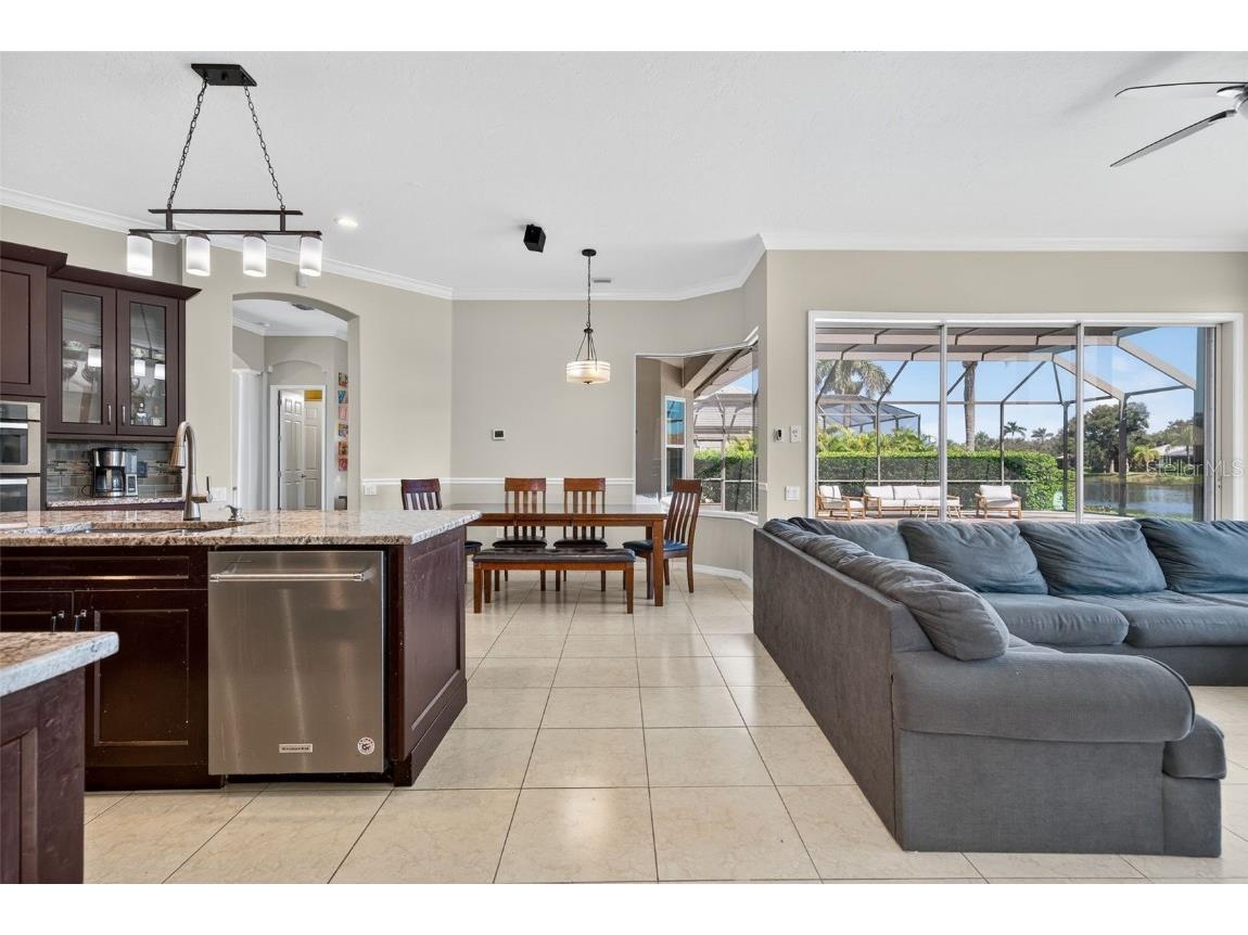 8965 Wildlife Loop Sarasota FL 34238 A4668398 image16