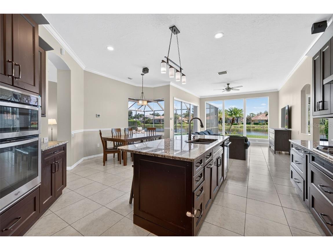 8965 Wildlife Loop Sarasota FL 34238 A4668398 image19