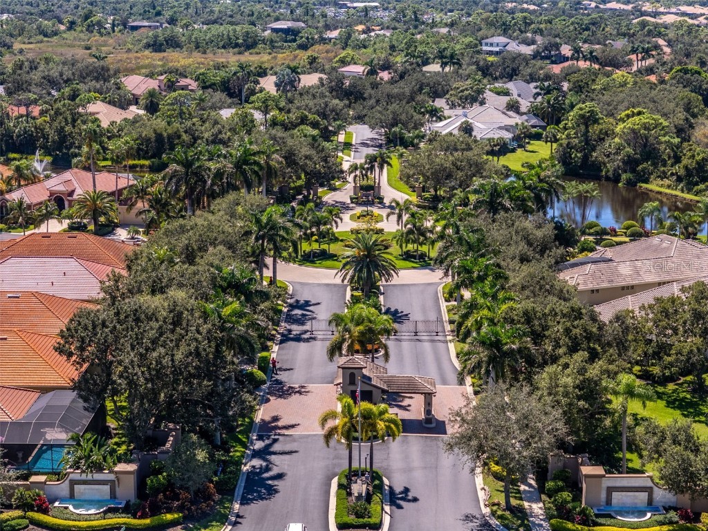 8965 Wildlife Loop Sarasota FL 34238 A4668398 image63