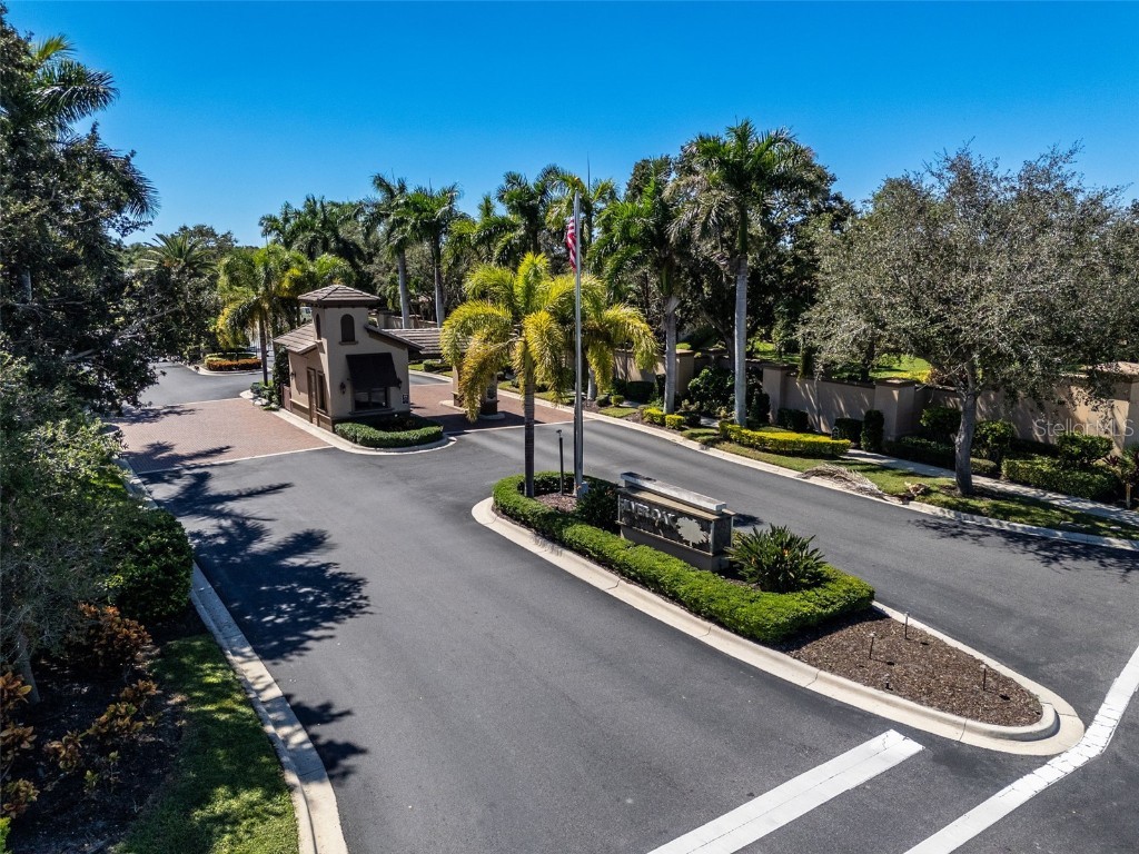 8965 Wildlife Loop Sarasota FL 34238 A4668398 image64