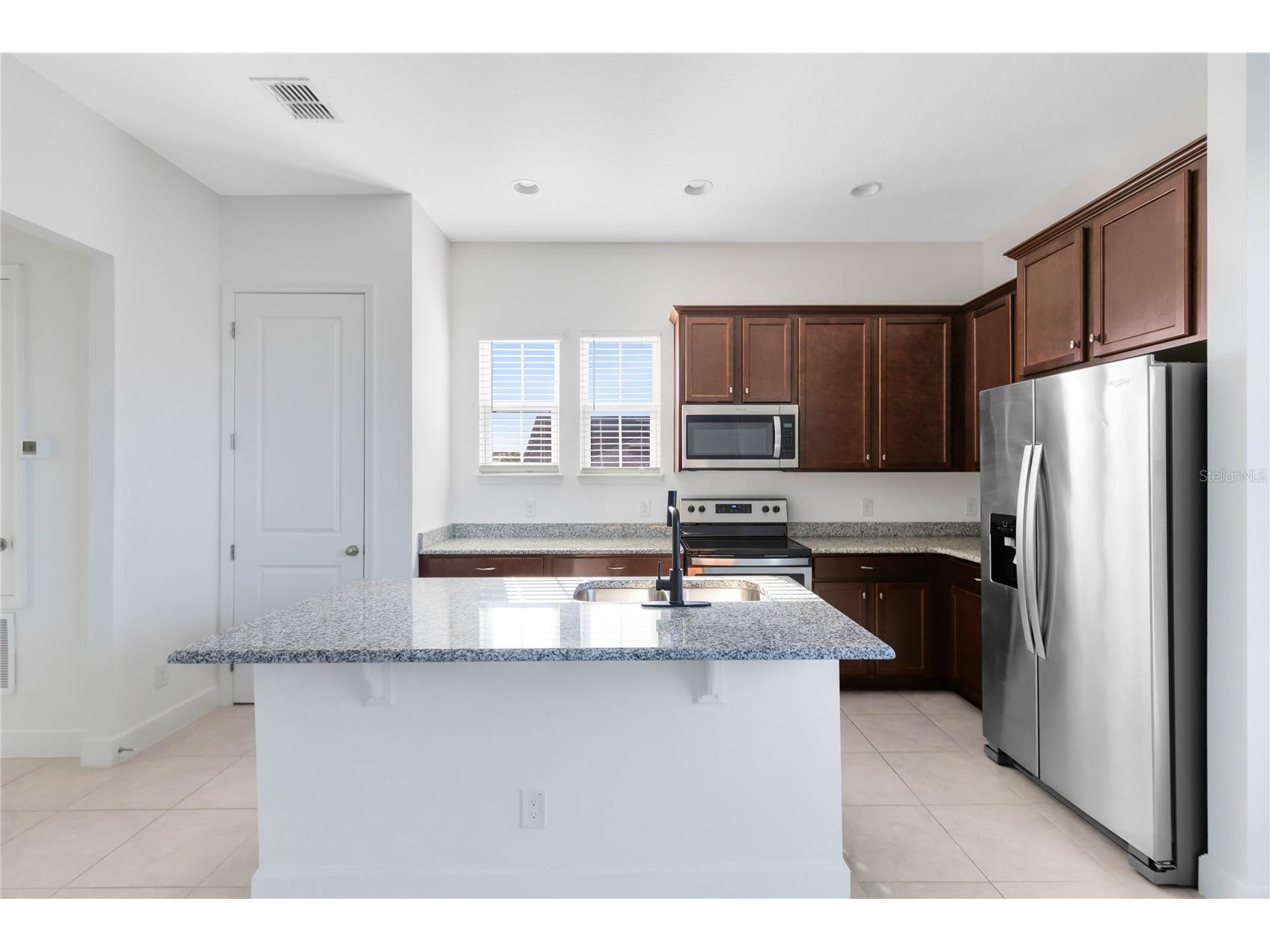 8966 Lower Carrel Circle Orlando FL 32827 O6396554 image2