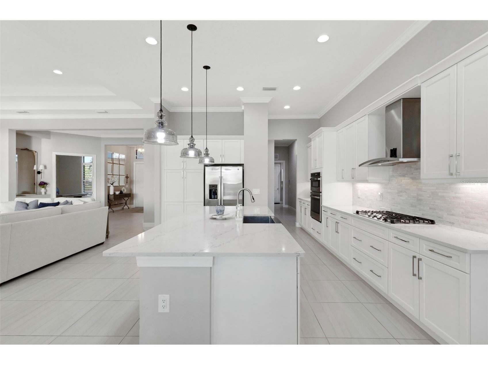 8968 Artisan Way Sarasota FL 34240 A4669249 image36