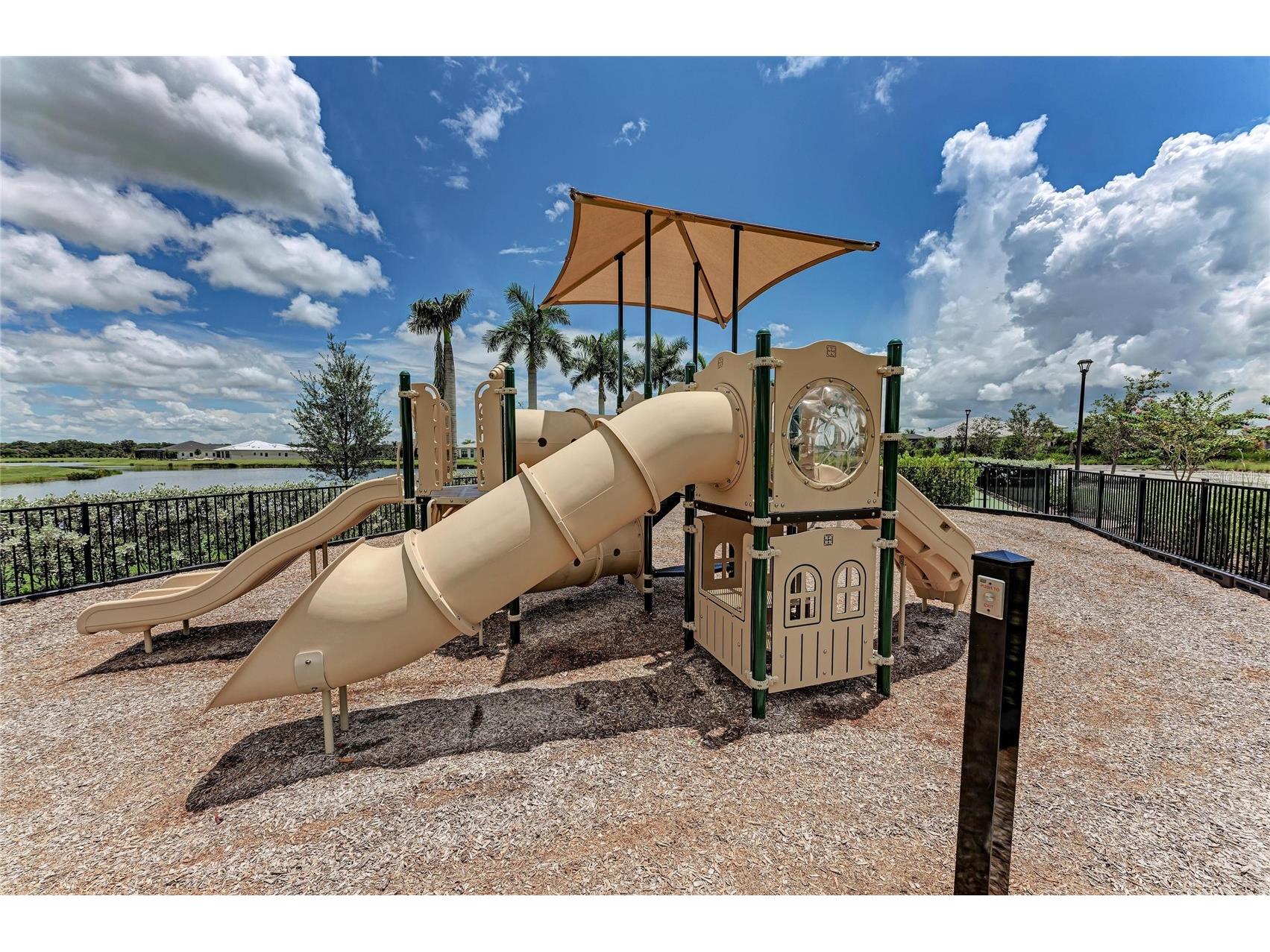 8969 Bernini Place Sarasota FL 34240 A4688095 image49