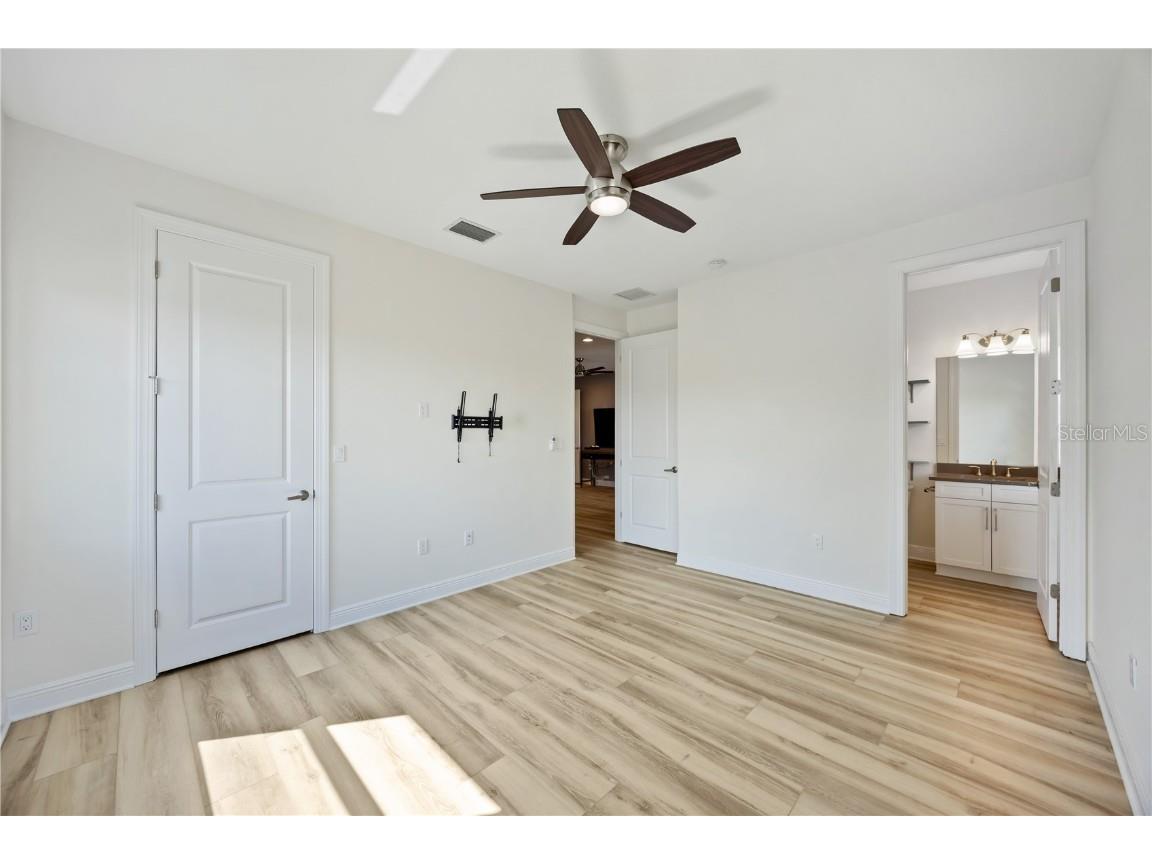 8969 Bernini Place Sarasota FL 34240 C7516600 image39