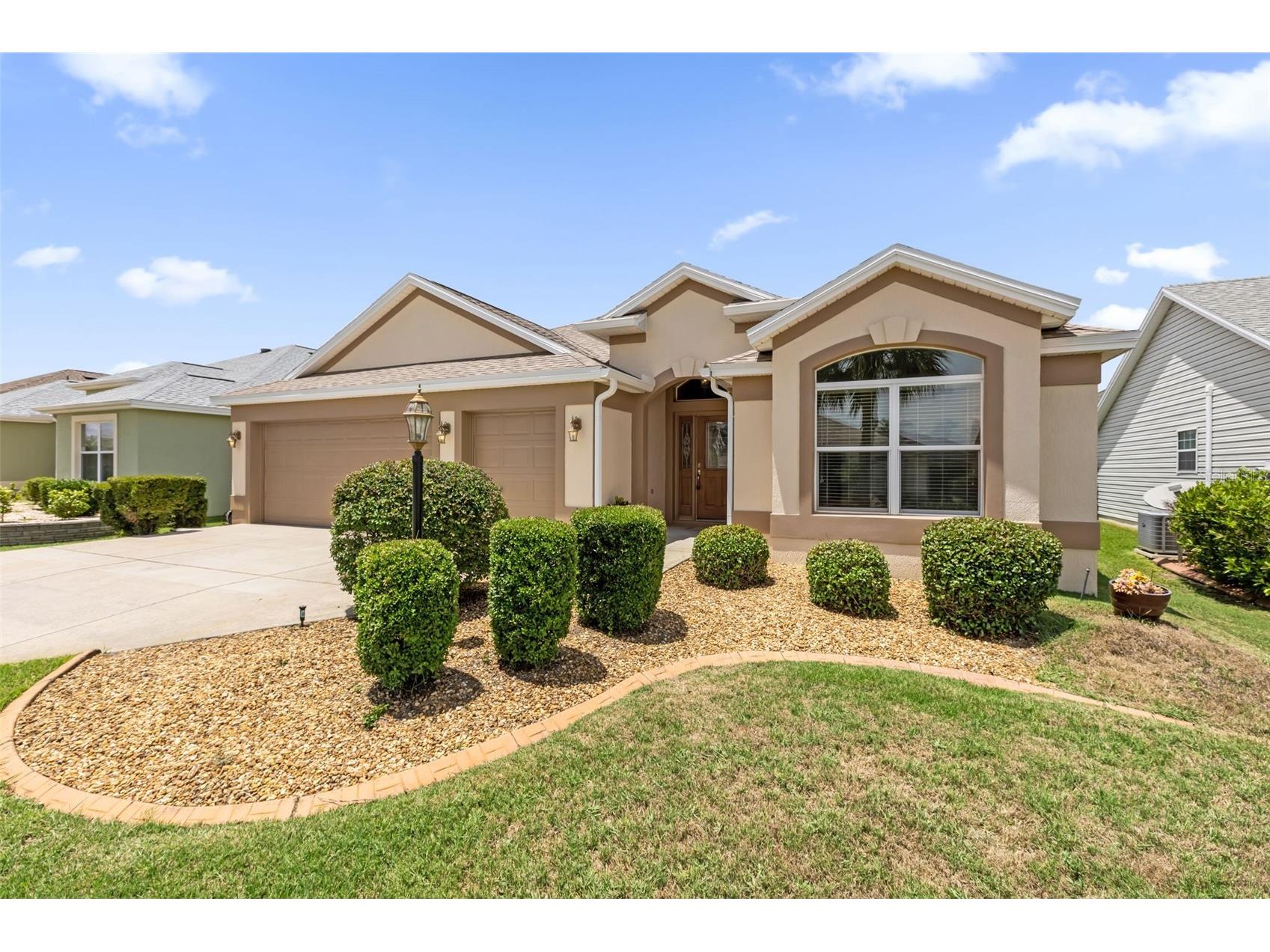 897 Folkstone Way The Villages FL 32162 G5113039 image2