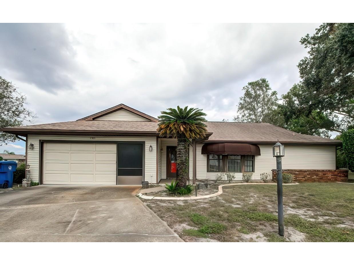 8971 Bonnet Way Weeki Wachee FL 34613 W7858112 image1
