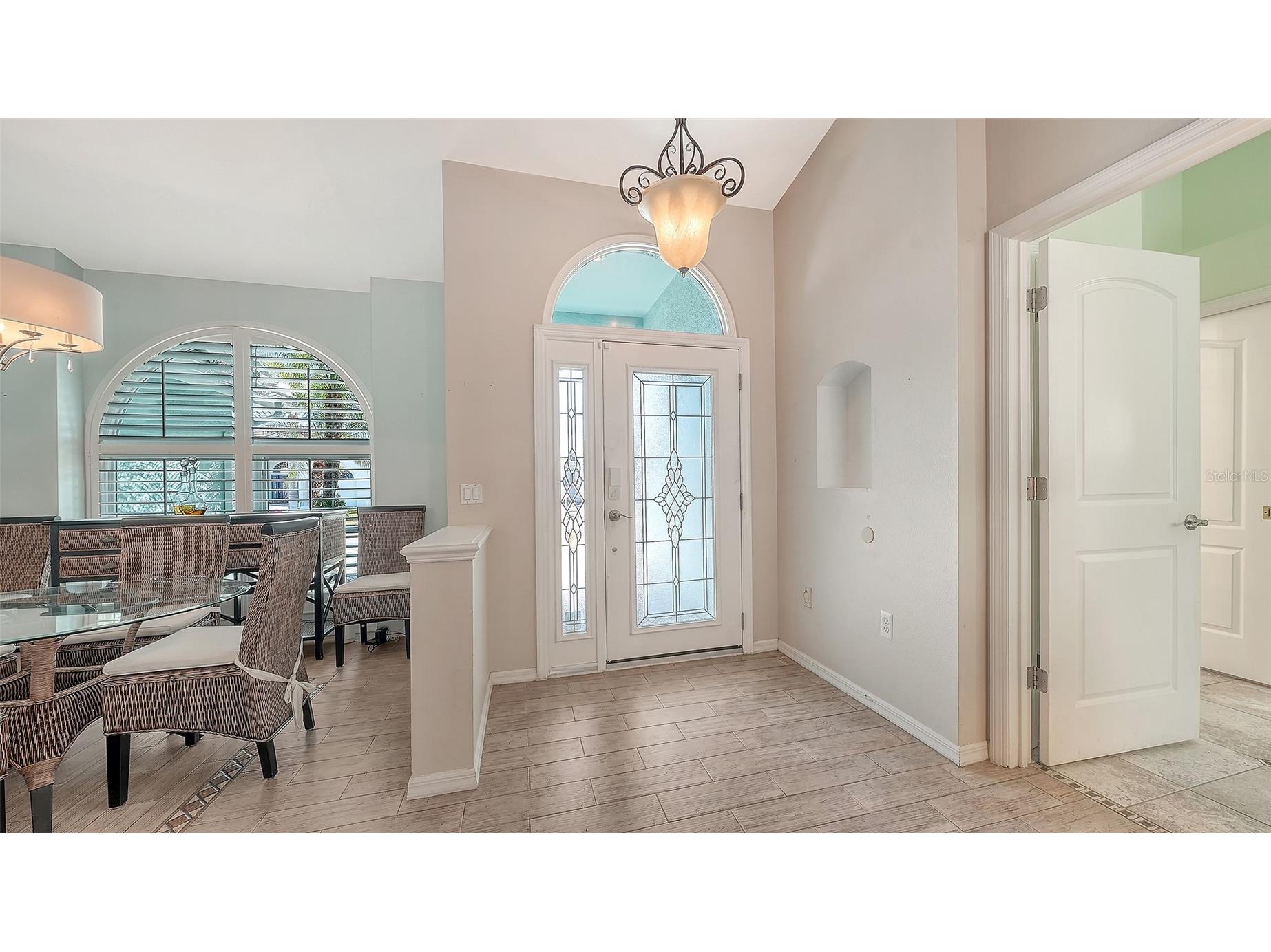 8972 Huntington Pointe Drive Sarasota FL 34238 A4680871 image2