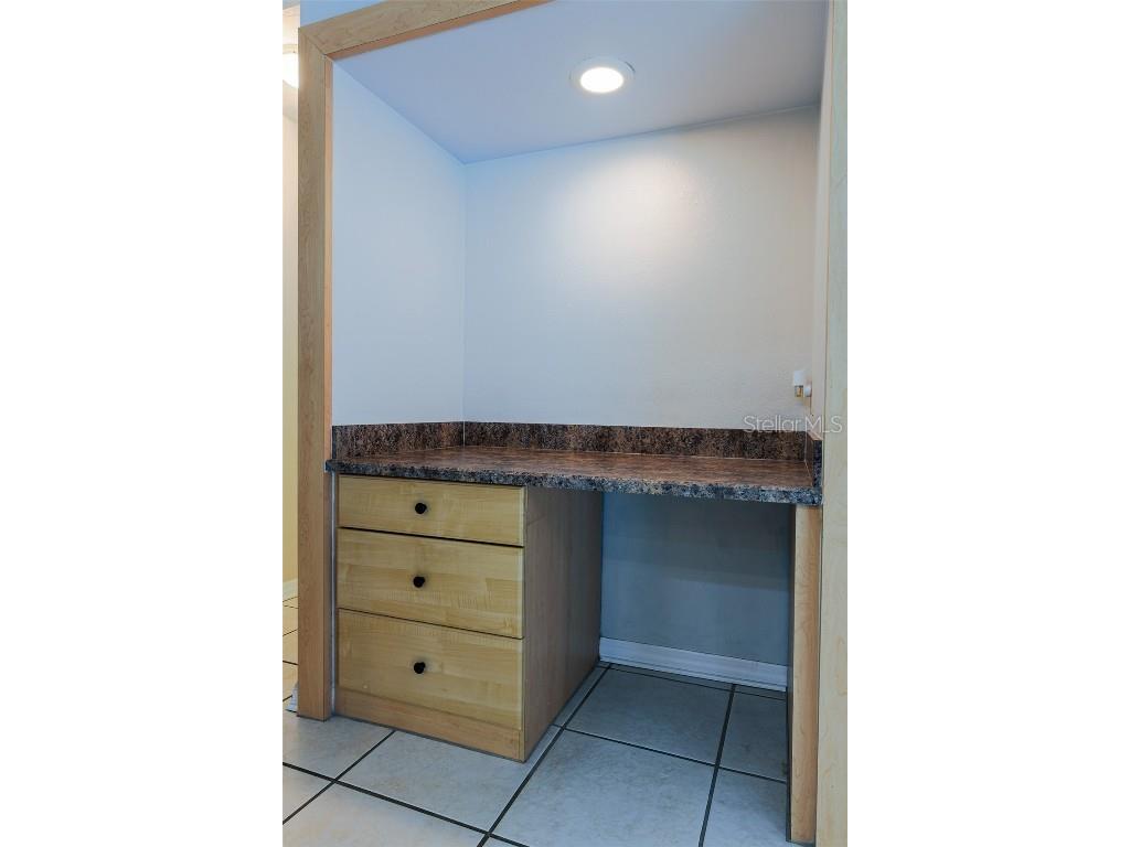 8976 Lake Drive New Port Richey FL 34654 TB8430996 image20