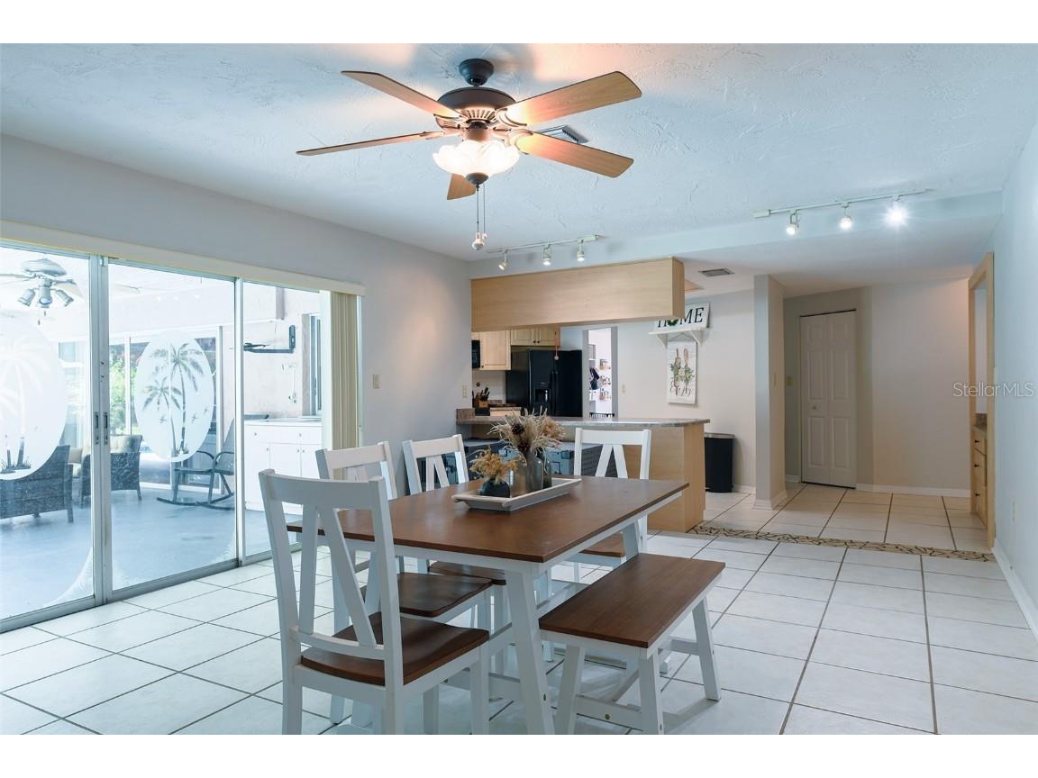 8976 Lake Drive New Port Richey FL 34654 TB8430996 image22