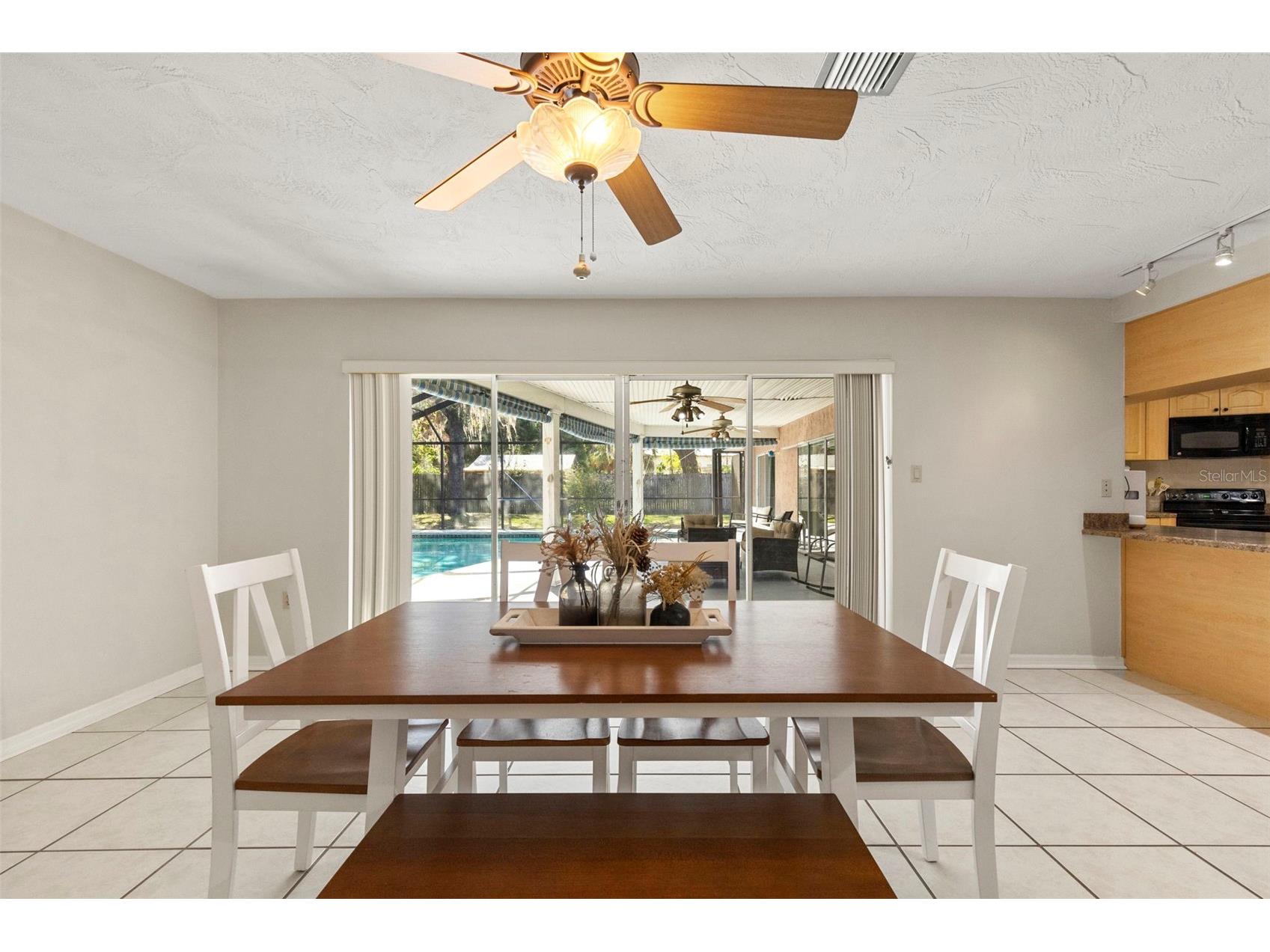 8976 Lake Drive New Port Richey FL 34654 W7885075 image17