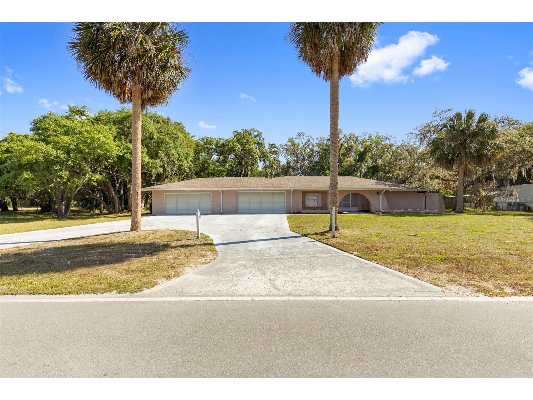 8976 Lake Drive New Port Richey FL 34654 W7885075 image3