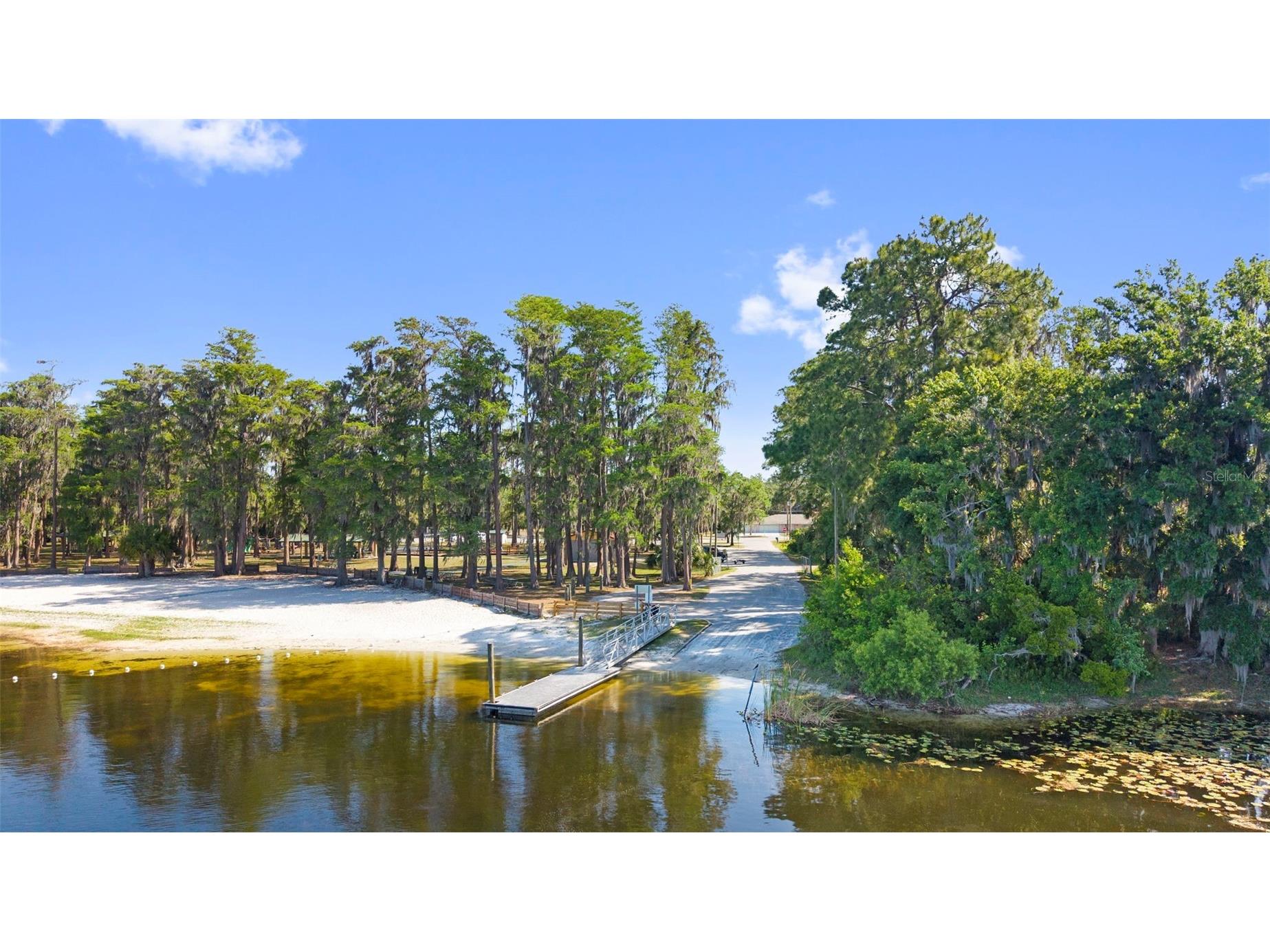 8976 Lake Drive New Port Richey FL 34654 W7885075 image38