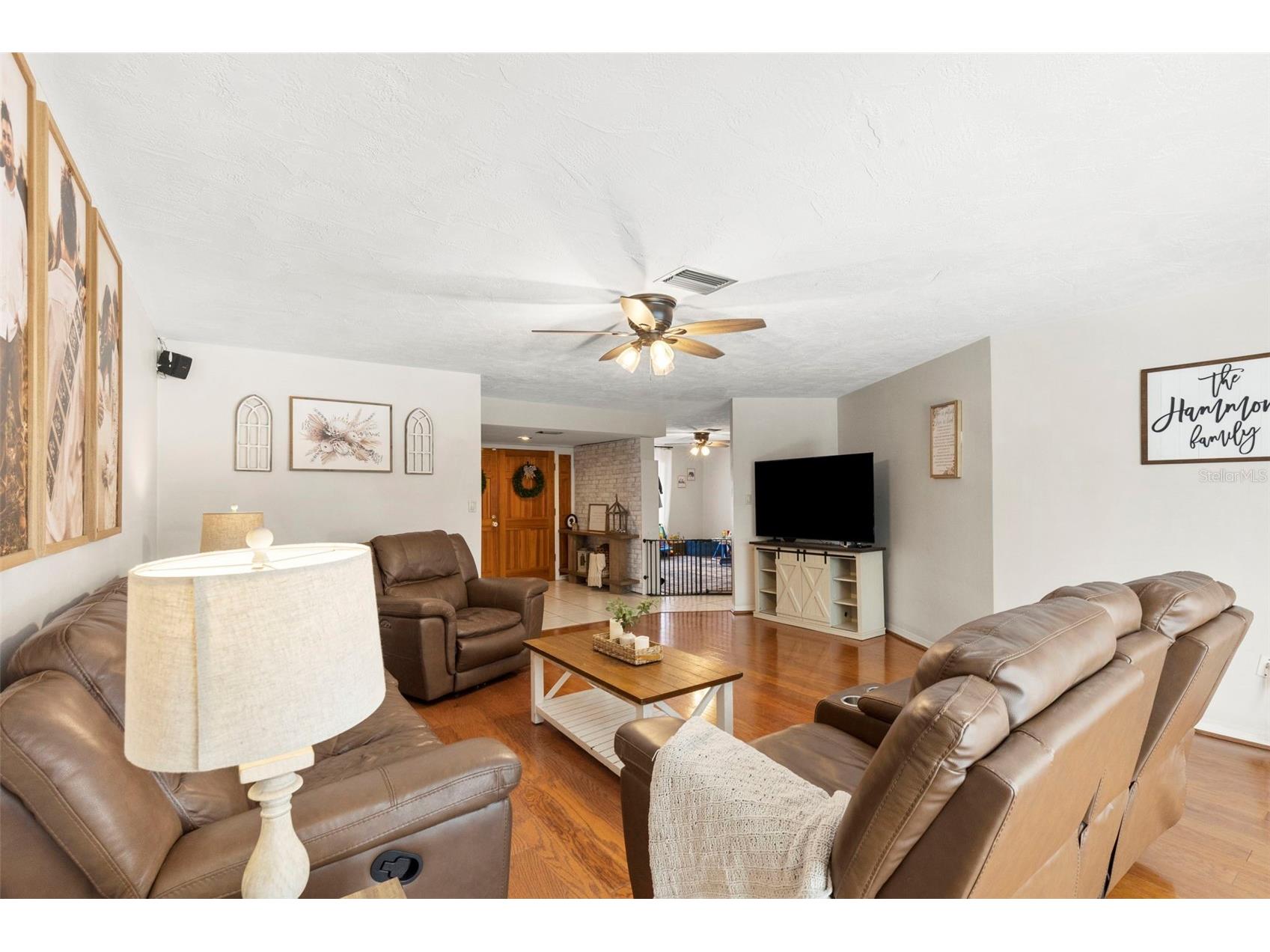 8976 Lake Drive New Port Richey FL 34654 W7885075 image7