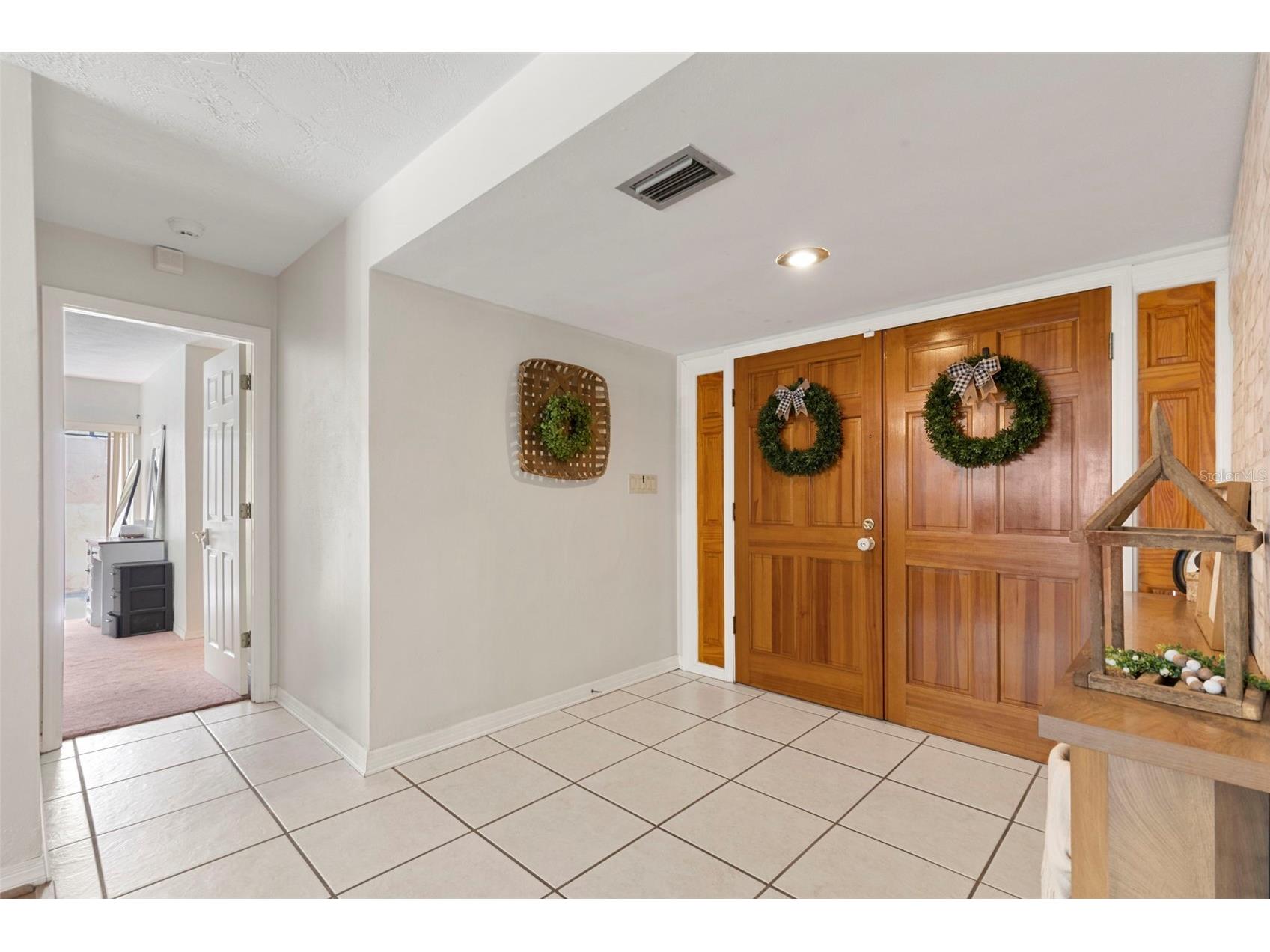8976 Lake Drive New Port Richey FL 34654 W7885075 image8