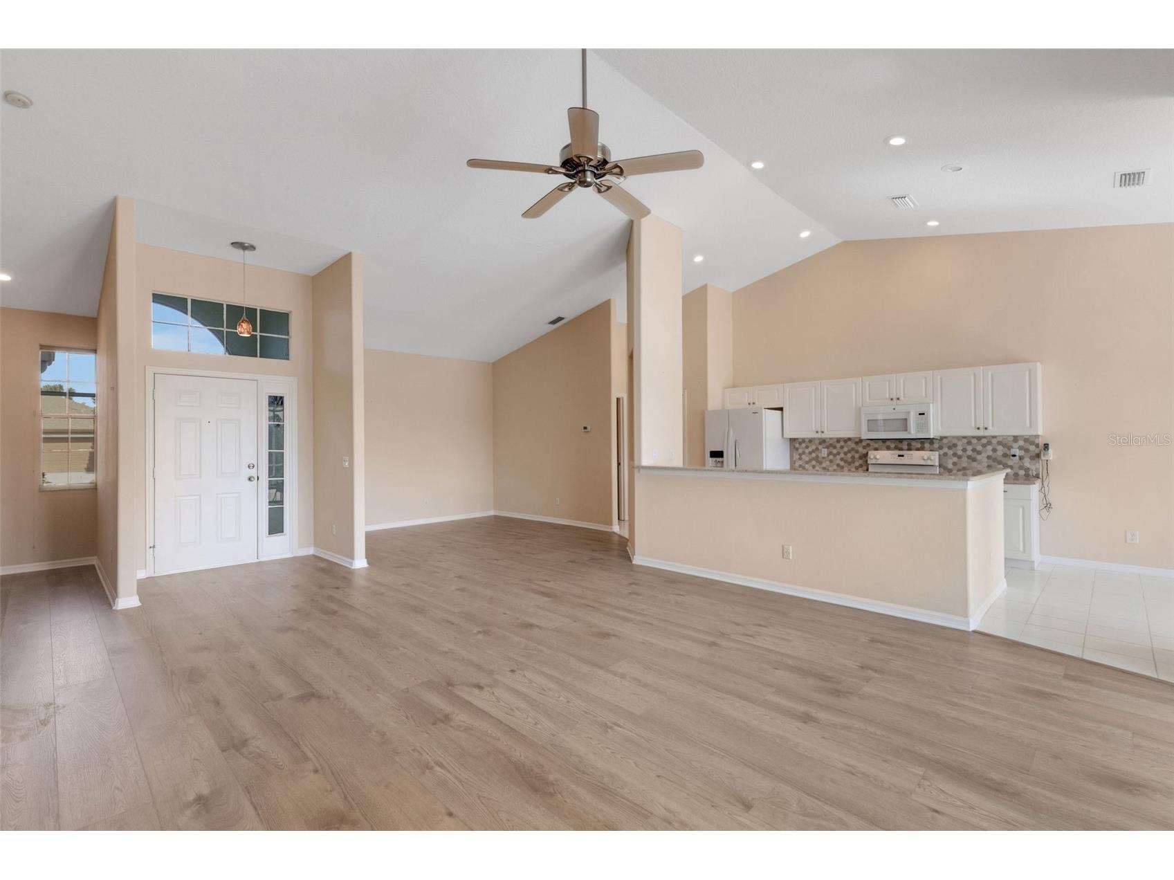 8976 Whitemarsh Avenue Sarasota FL 34238 A4689216 image15