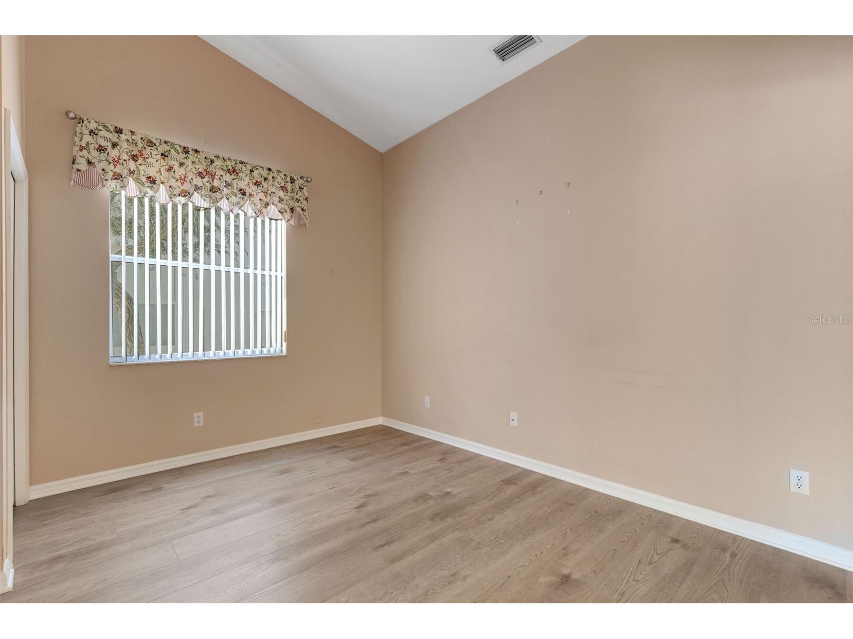 8976 Whitemarsh Avenue Sarasota FL 34238 A4689216 image19