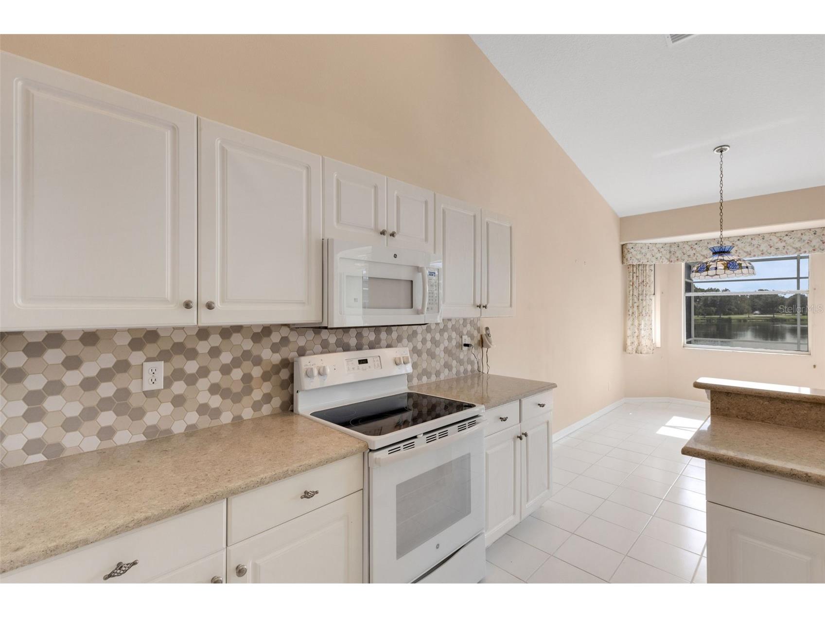 8976 Whitemarsh Avenue Sarasota FL 34238 A4689216 image25