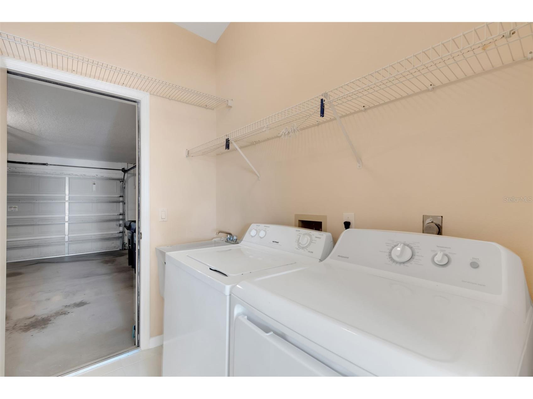 8976 Whitemarsh Avenue Sarasota FL 34238 A4689216 image27
