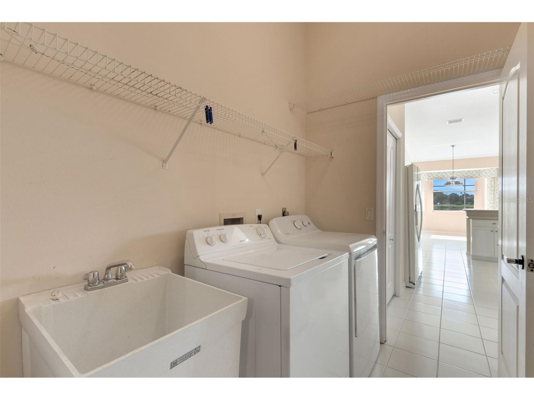 8976 Whitemarsh Avenue Sarasota FL 34238 A4689216 image28