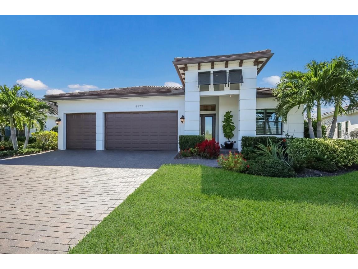 8977 Bernini Place Sarasota FL 34240 A4588160 image1