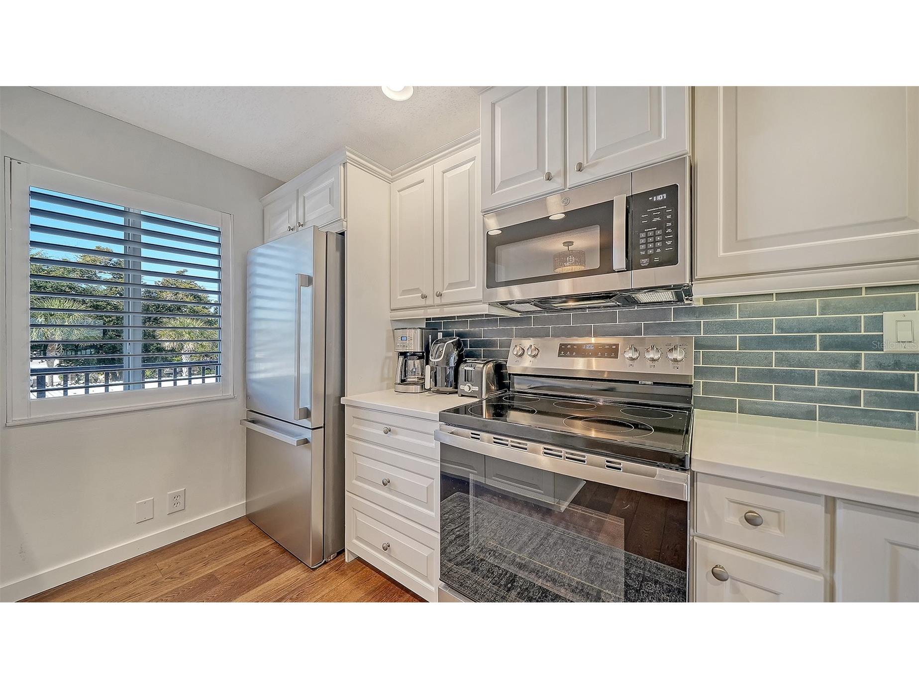 8977 Midnight Pass Road #222 Sarasota FL 34242 - LITTLE SARASOTA BAY ICW A4676582 image22