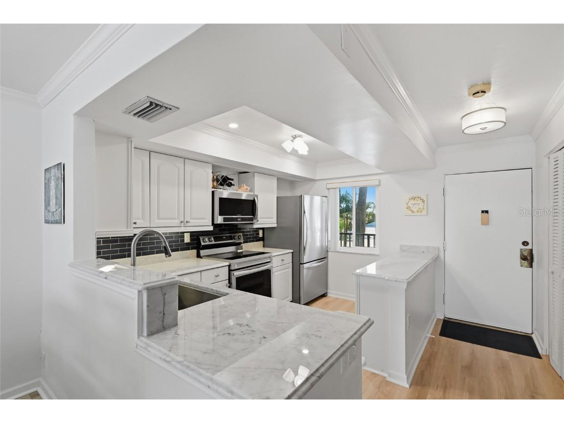 8977 Midnight Pass Road #223 Sarasota FL 34242 - SARASOTA BAY A4671098 image4