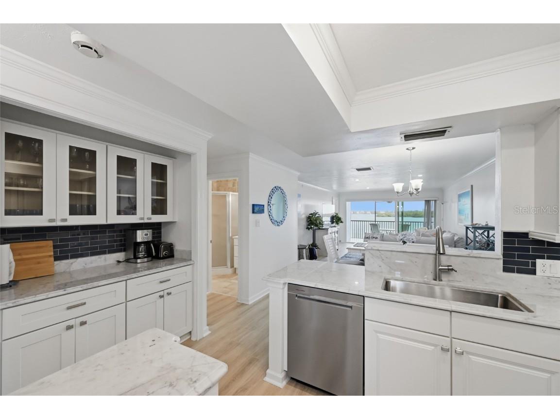 8977 Midnight Pass Road #223 Sarasota FL 34242 - SARASOTA BAY A4671098 image5