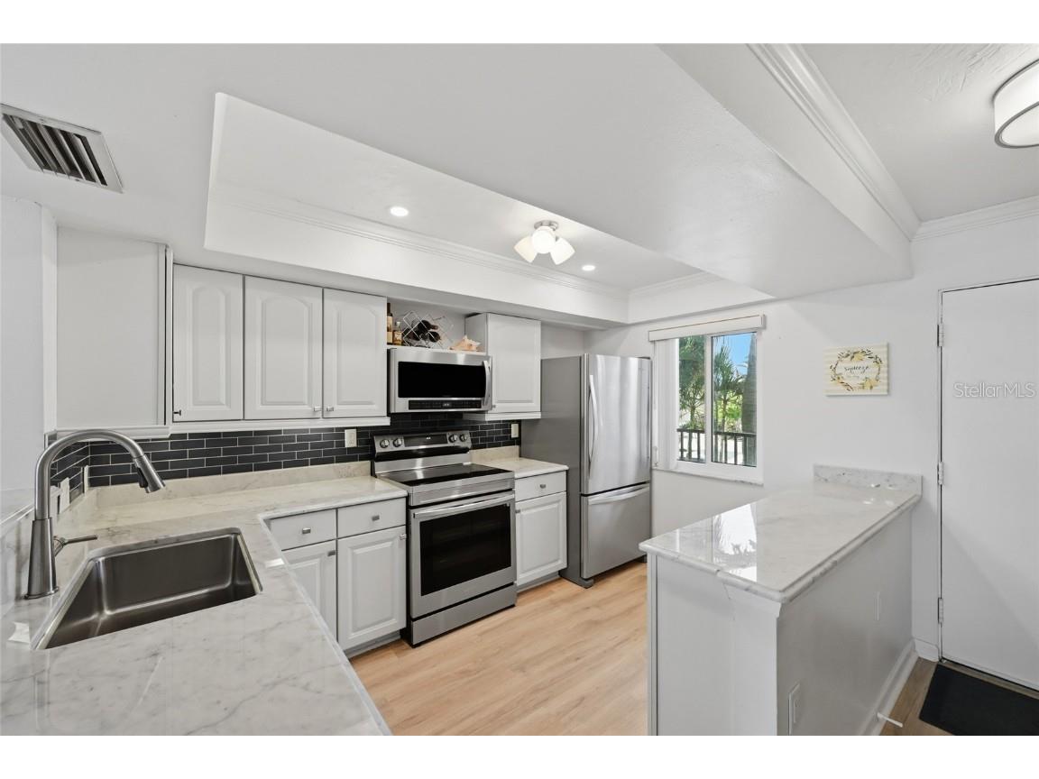 8977 Midnight Pass Road #223 Sarasota FL 34242 - SARASOTA BAY A4671098 image6