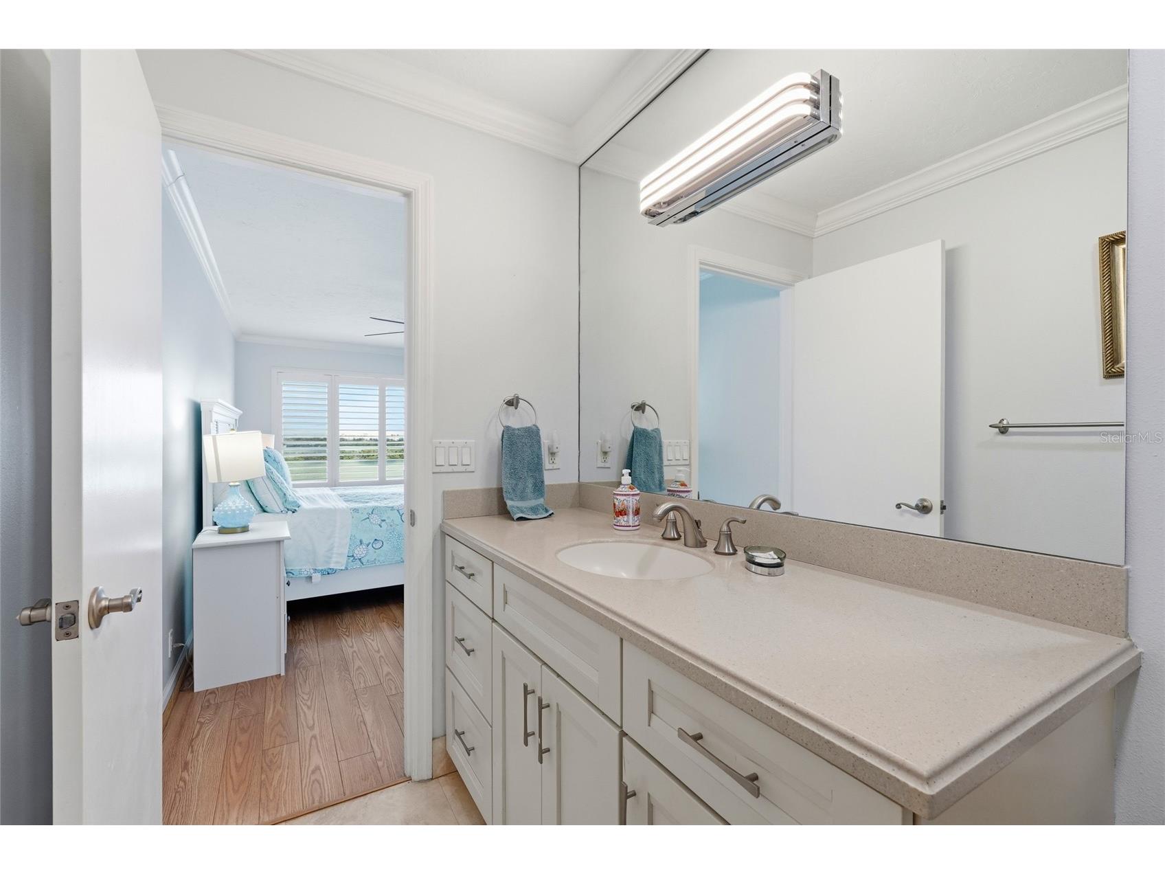 8977 Midnight Pass Road #519 Sarasota FL 34242 A4694054 image56