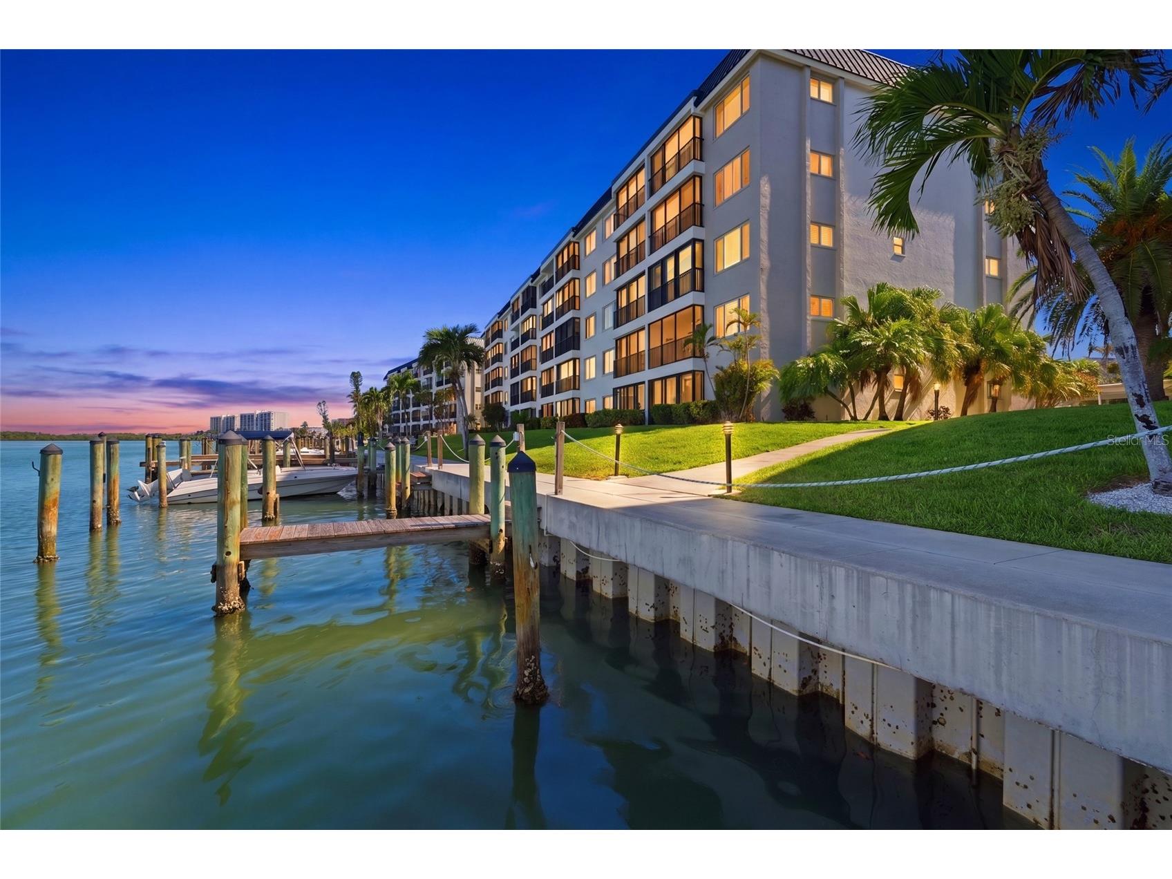 8977 Midnight Pass Road #519 Sarasota FL 34242 A4694054 image79