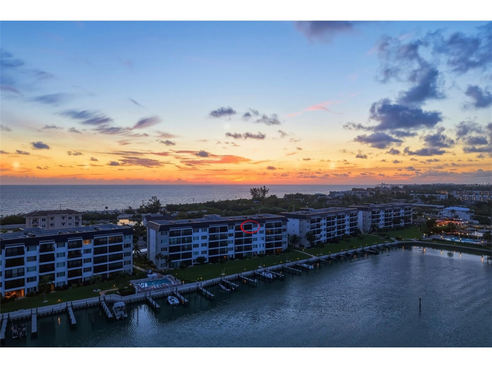 8977 Midnight Pass Road #519 Sarasota FL 34242 A4694054 image96