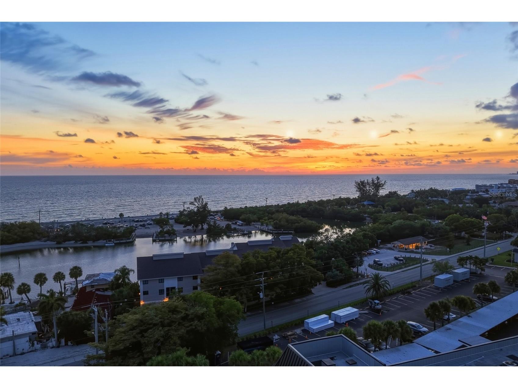8977 Midnight Pass Road #519 Sarasota FL 34242 A4694054 image98
