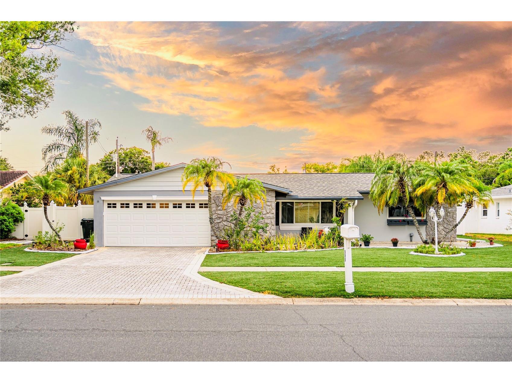 898 Corvette Drive Largo FL 33771 TB8527575 image1