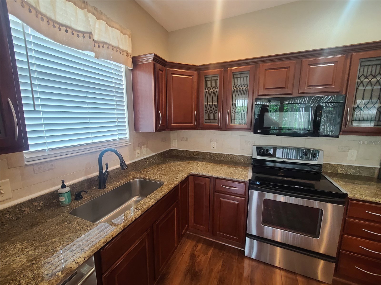 898 Moses Loop The Villages FL 32162 OM724749 image10
