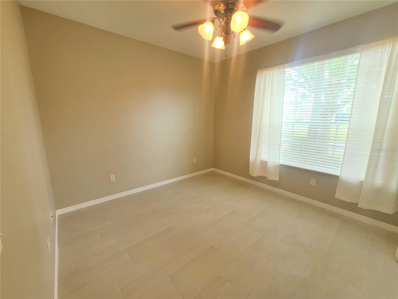 898 Moses Loop The Villages FL 32162 OM724749 image2
