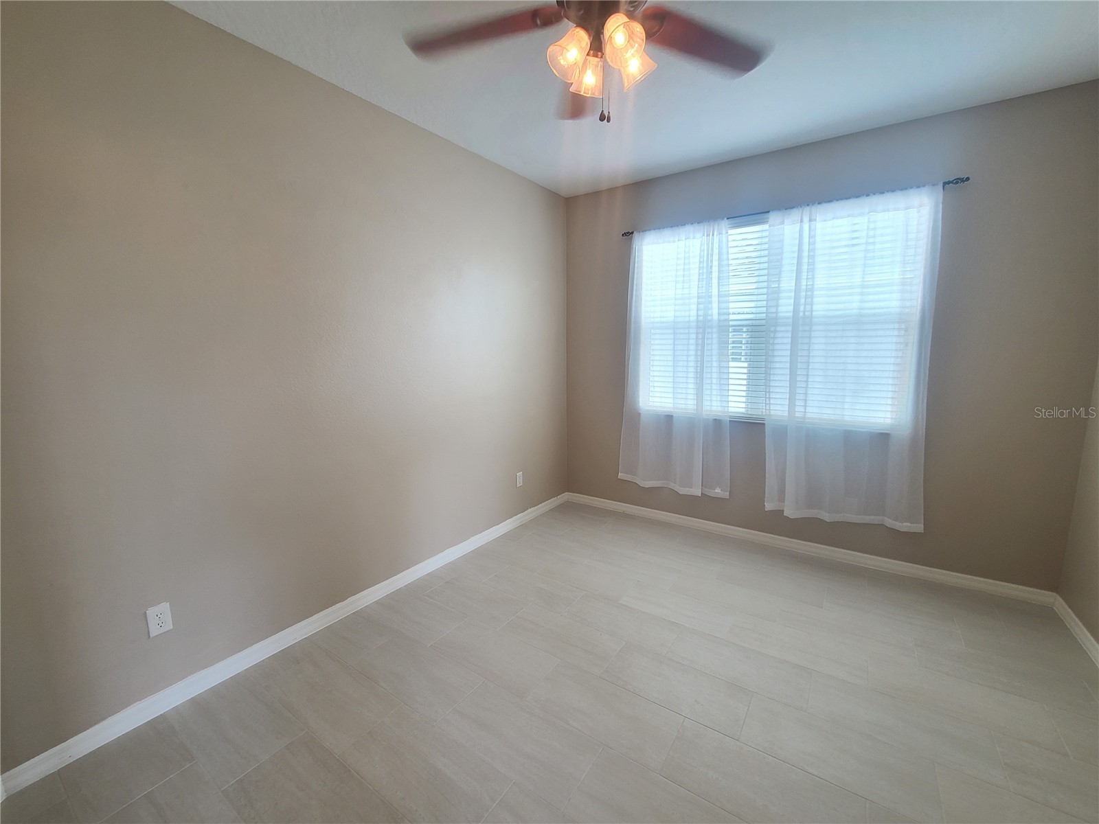 898 Moses Loop The Villages FL 32162 OM724749 image5