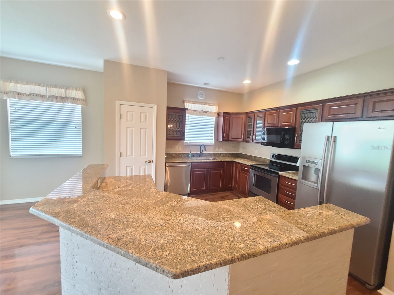 898 Moses Loop The Villages FL 32162 OM724749 image8