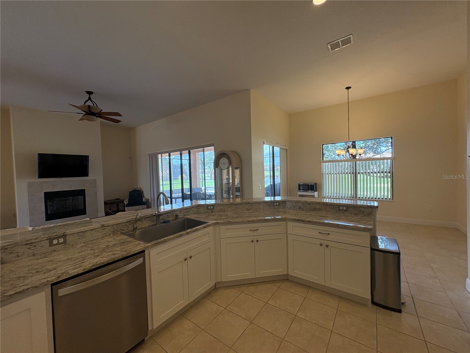 898 San Raphael Street Poinciana FL 34759 S5145390 image14