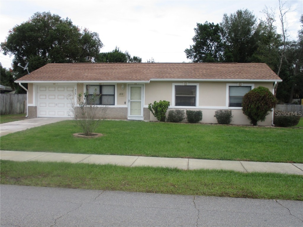 898 Trumbull Street Deltona FL 32725 V4933370 image1