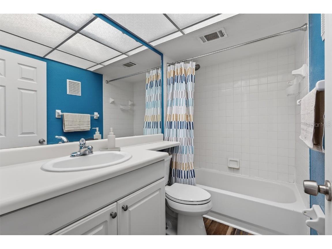 8984 Antigua Drive Seminole FL 33777 TB8454716 image32