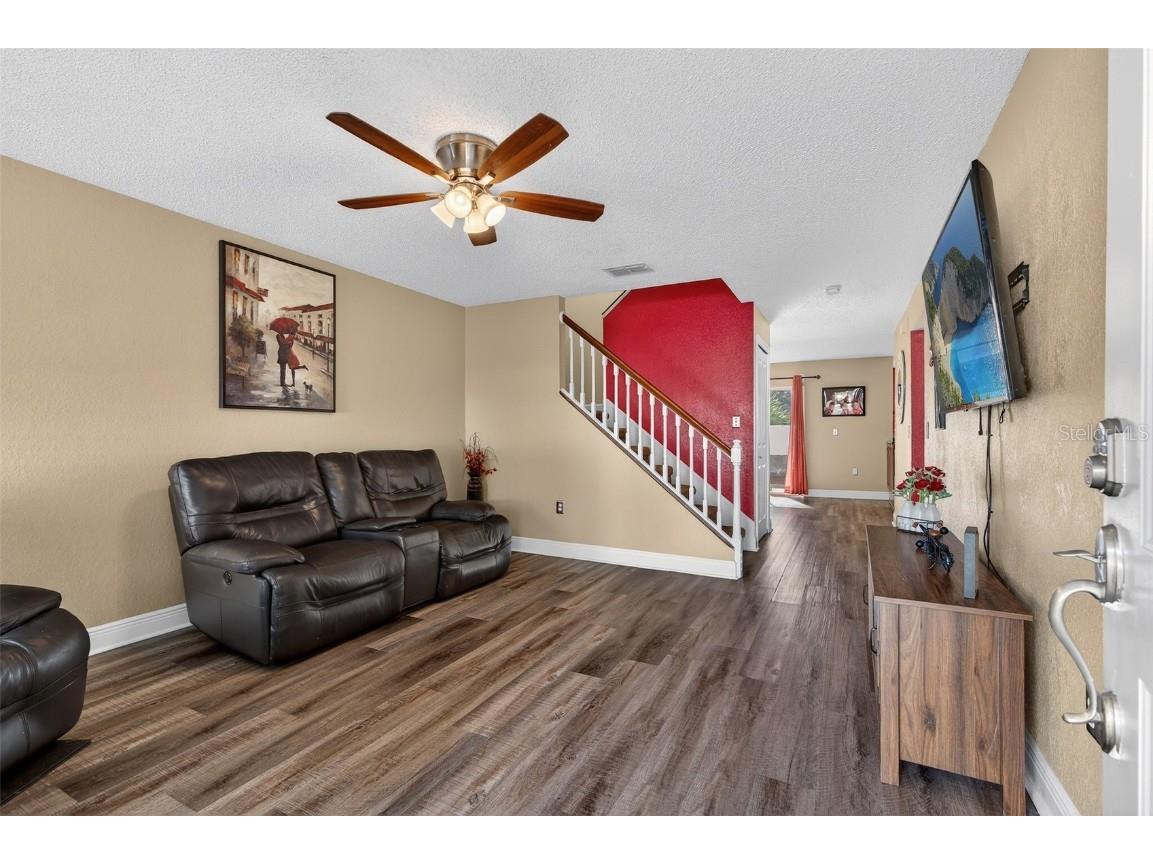 8984 Antigua Drive Seminole FL 33777 TB8454716 image4