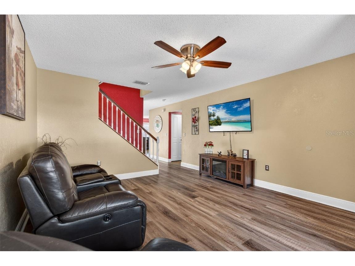 8984 Antigua Drive Seminole FL 33777 TB8454716 image7